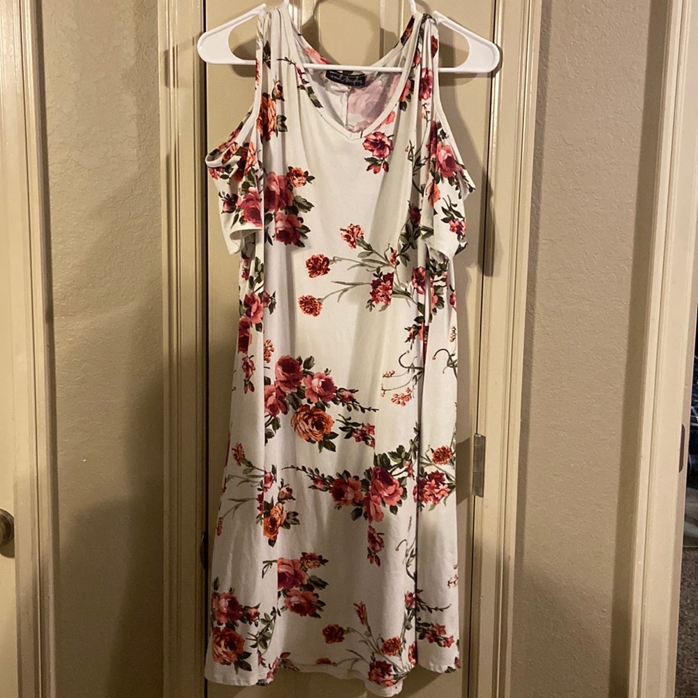 White flowery dress